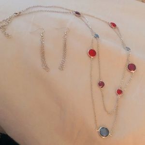 🧡NWOT Fashion silver/red/blue/purple necklace